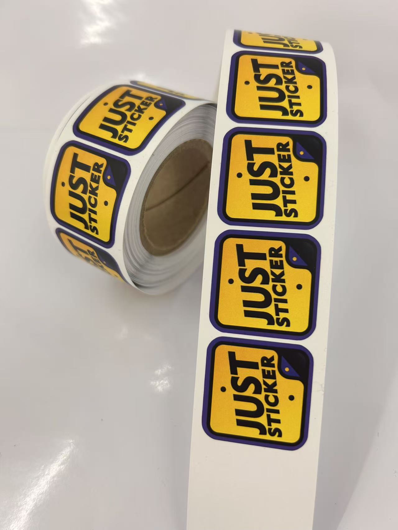 Logo Stickers/400 pcs Roll